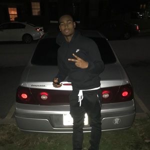 Meet your Posher, Wayne